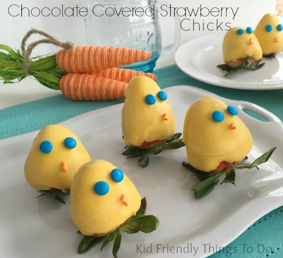 Chocolate Covered Strawberry Spring Chicks are perfect for Spring fun foods. So adorable - KidFriendlyThingsToDo.com