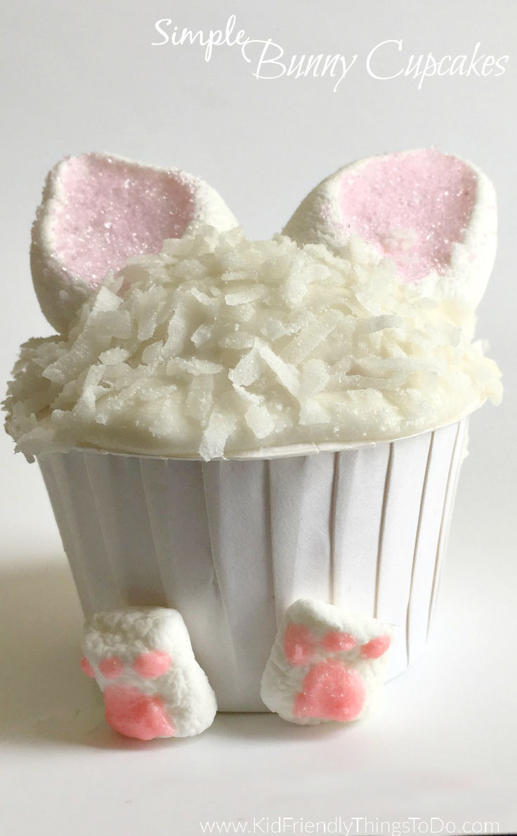 How to make marshmallow Easter bunny ears for a festive drink