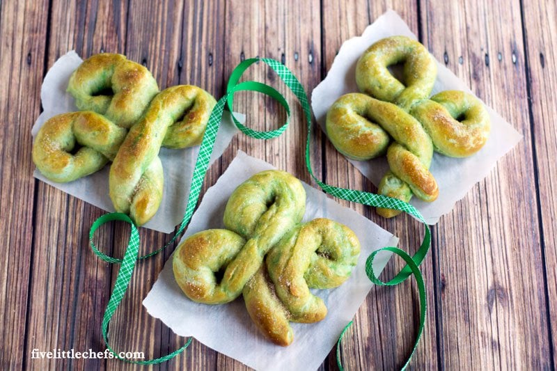 St. Patrick's Day Recipes, Fun Food and More Round Up - KidFriendlyThingsToDo.com