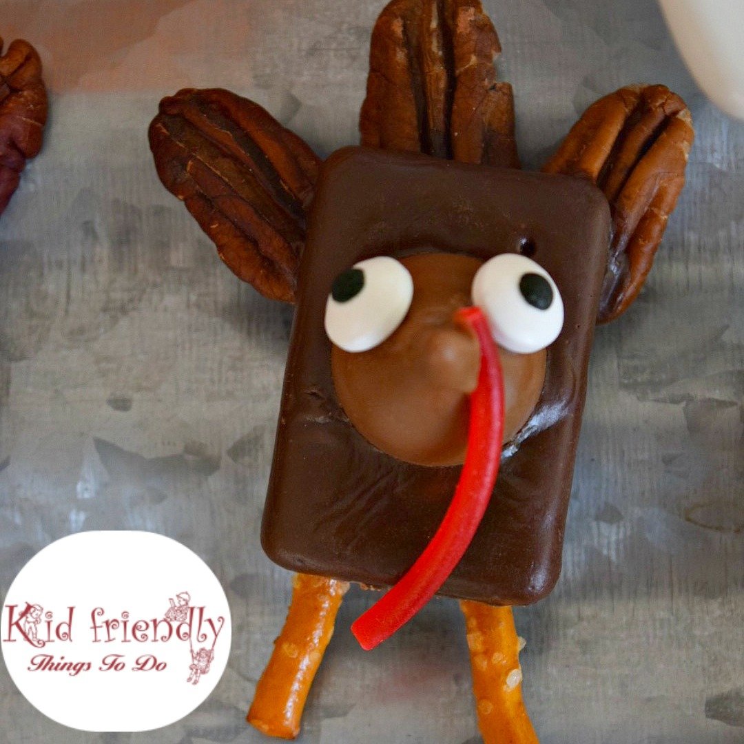 Chocolate & Caramel Turkey Treats for a Thanksgiving Fun Food