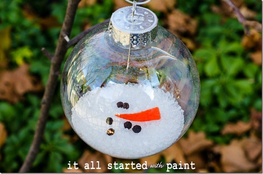 Over 30 Easy to make ornaments for kids Christmas parties at school or just for fun!