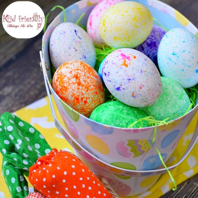 Use Rice to Color Easter Eggs 