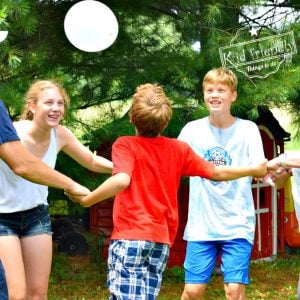 Read more about the article Just Keep it Up – A Fun Balloon Game for Kids, Teens and Adults to Play