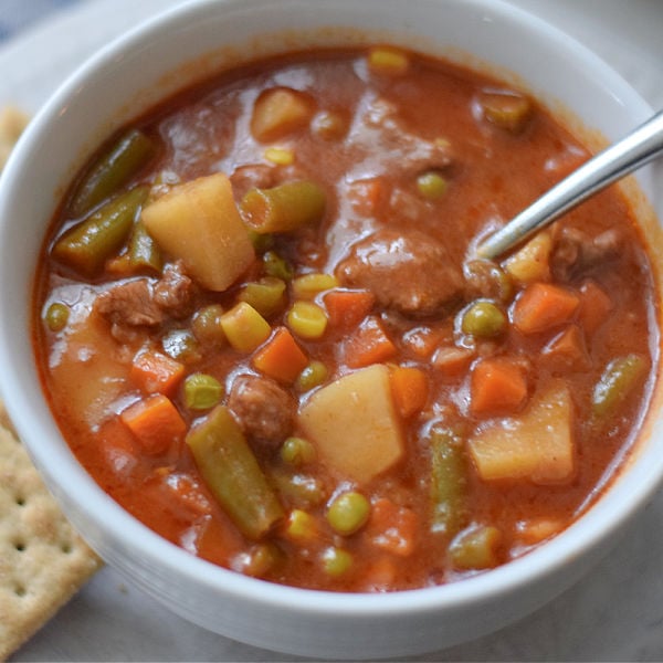 You are currently viewing The Best Crockpot Beef Stew Recipe an Old Recipe That’s  Easy to Make