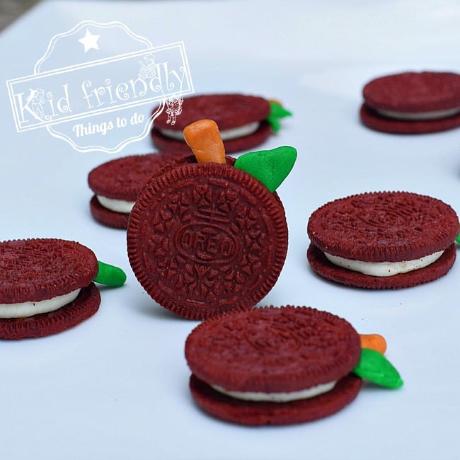 Make a Simple and Fun Apple Food Craft Treat from an Oreo Cookie