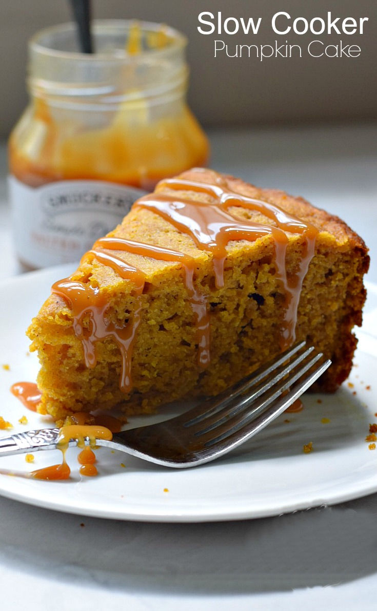 Moist and Delicious Slow Cooker Pumpkin Cake Recipe