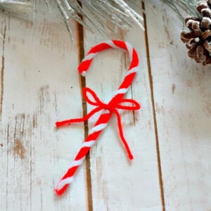 DIY Pipe Cleaner Candy Craft Cane Ornament