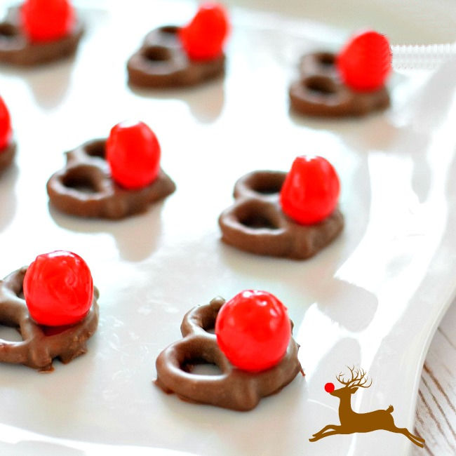 Chocolate Pretzel Rudolph Noses