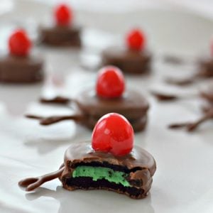 Easy Rudolph Chocolate Covered Mint Stuffed Cookies! – Such A Cute and Yummy Dessert