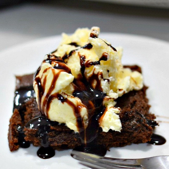 Easy and Delicious Homemade Brownies Recipe