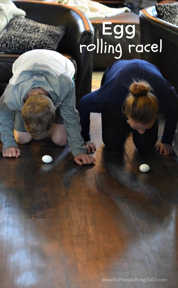 Egg rolling race for Easter 