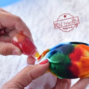 Use food coloring to Dye Easter Eggs