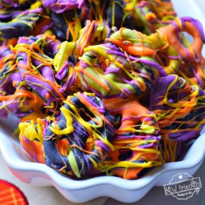 Read more about the article Easy and Colorful Halloween Chocolate Covered Pretzel Bites | Kid Friendly Things To Do