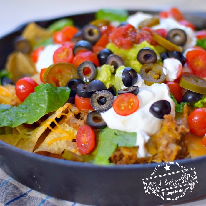 You are currently viewing Oven Baked Muchos Nachos with Beef and Re-fried Beans | Kid Friendly Things To Do