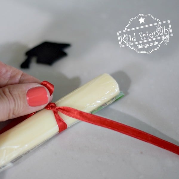 how to make string cheese diploma, a graduation party idea