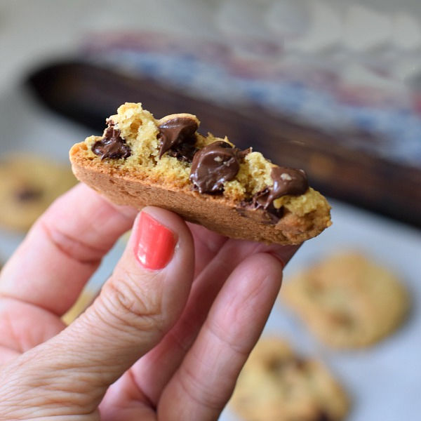 You are currently viewing Miss Duncan’s Recipe for Chocolate Chip Cookies {So Soft and Delicious} | Kid Friendly Things To Do