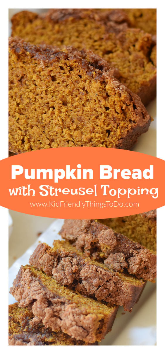 pumpkin bread with streusel topping 