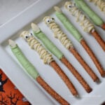 Halloween chocolate pretzel rods