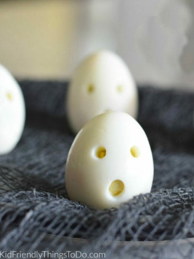 Ghost Hardboiled Eggs Halloween Breakfast Idea  – Story