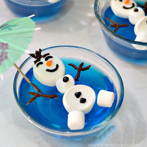 You are currently viewing Olaf Floating in a Pool of Jello {A Frozen-Themed Food Idea}