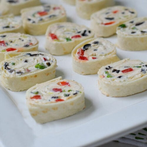 pinwheel recipe cream cheese ranch dressing Creamy Ranch Pinwheels with Roasted Red Peppers