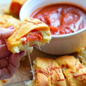 Easy Pizza Crescent Ring