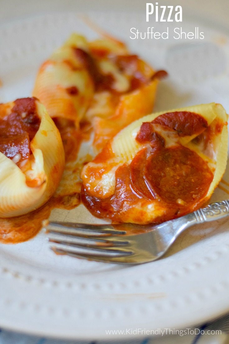 Pizza Stuffed Shells - Dinner at the Zoo