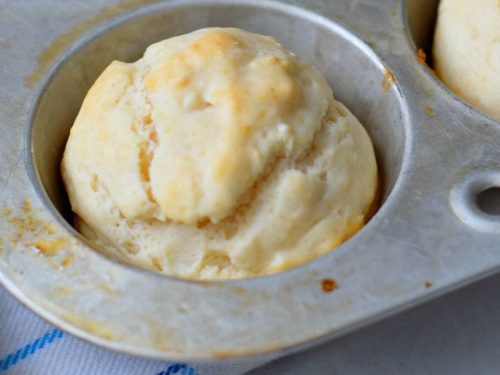 https://kidfriendlythingstodo.com/wp-content/uploads/2020/03/DSC_0342-2-biscuit-like-rolls-1.jpg-in-pan.jpg-sq-no-500x375.jpg