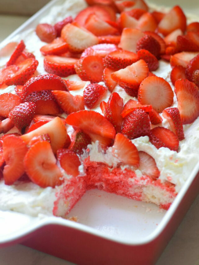 Strawberry Jell-O Poke Cake – Story