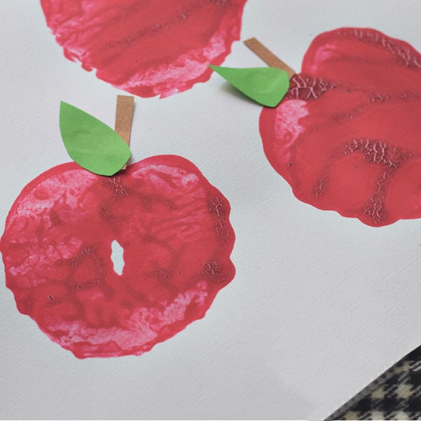 Apple Stamping Activity {making Apples}