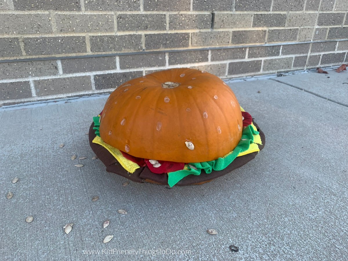 hamburger  cupcake 