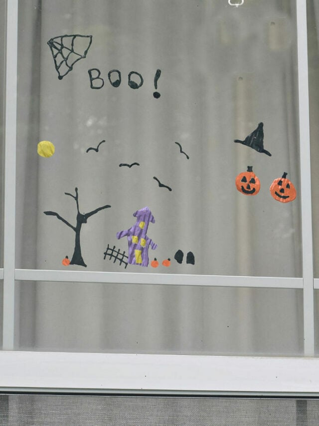 Halloween DIY Window Clings – Story