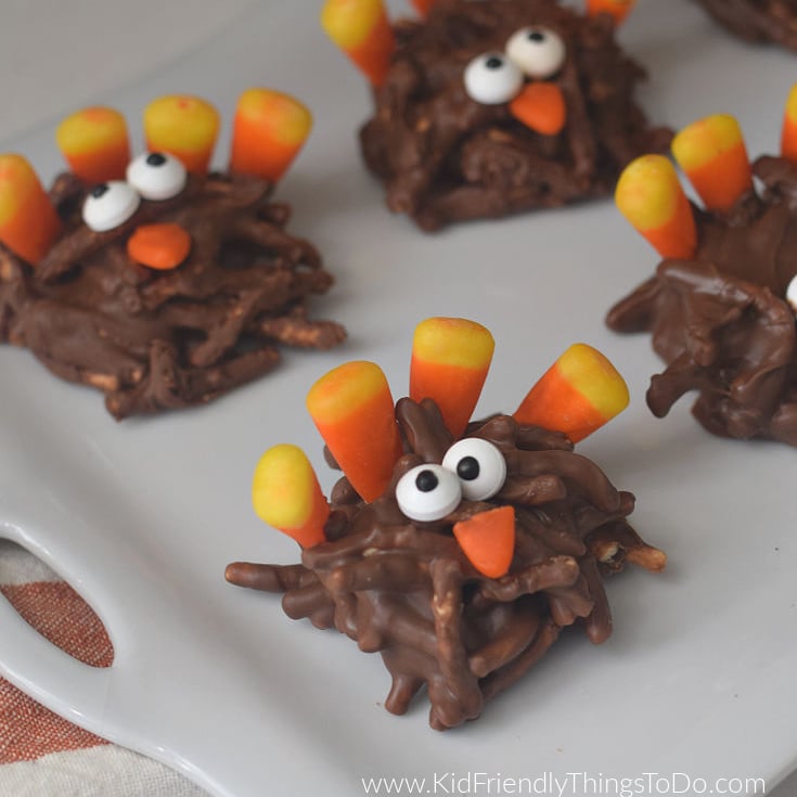 Read more about the article Turkey Haystack Cookies {Cute Thanksgiving Dessert}