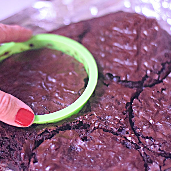 CUSTOMIZABLE Brownie Ornament, Dessert Gift, Baker Gift