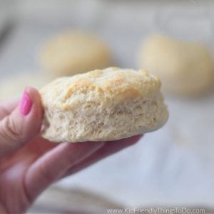 easy buttermilk biscuit