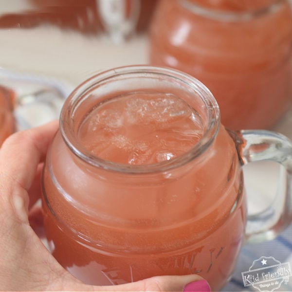 Blushing Iced Tea Punch {So Good!} – Kid Friendly Things To Do