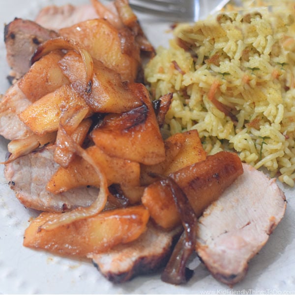You are currently viewing Pork Tenderloin  {with Apples & Onions}