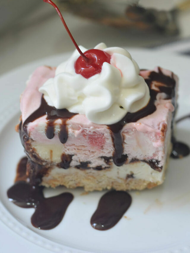 Banana Split Cake – Story