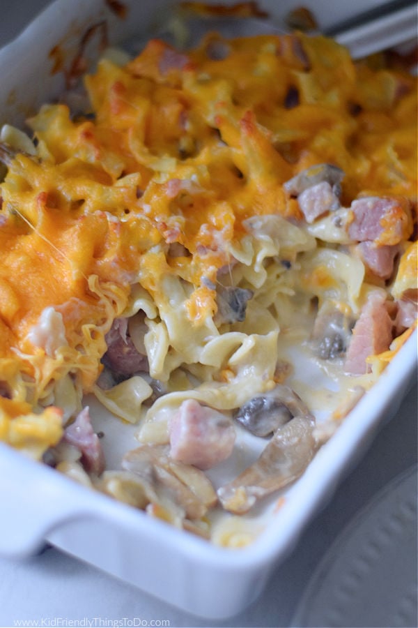 ham and noodle casserole 