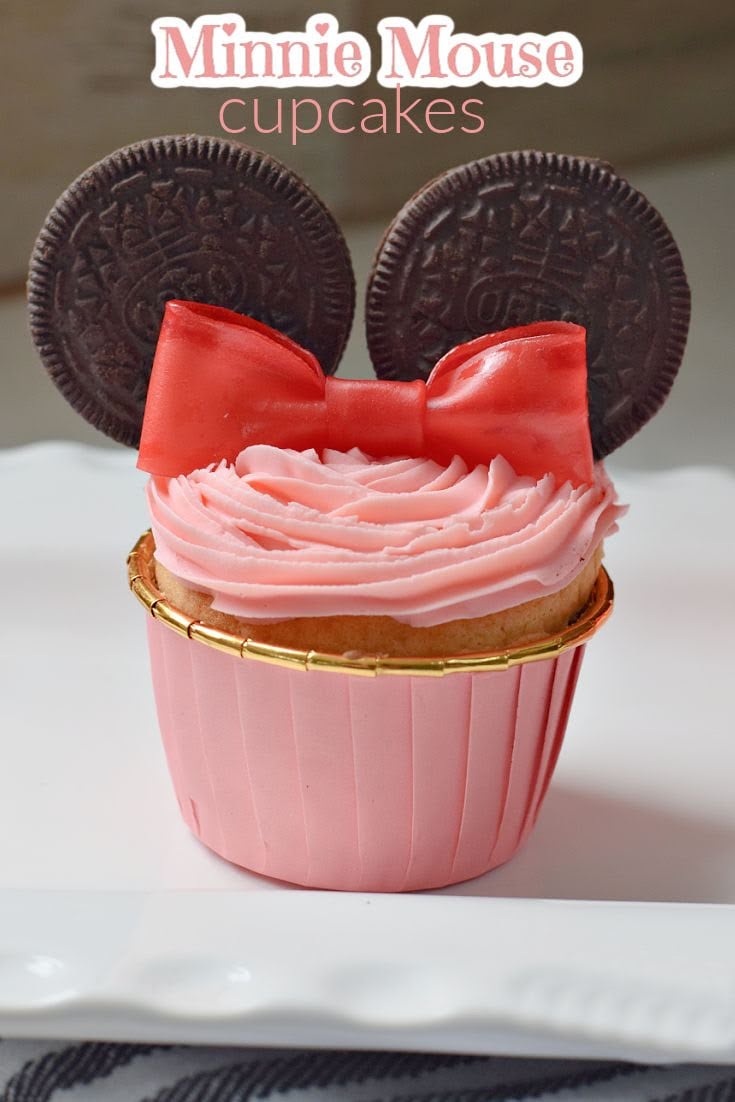Easy Minnie Mouse Cupcake