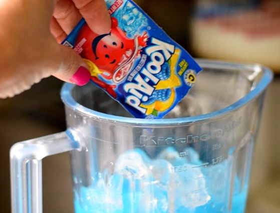 making kool-aid slushies