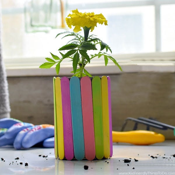 You are currently viewing Painted Popsicle Stick Flower Pot Craft