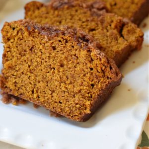 pumpkin bread with a streusel topping