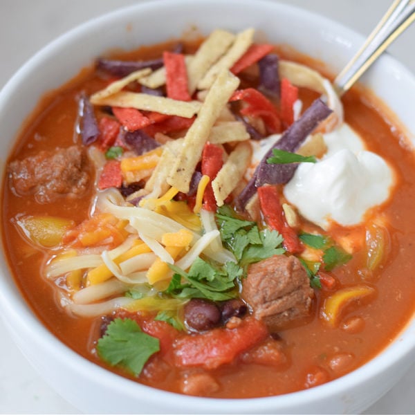 You are currently viewing Easy and Delicious Slow Cooker Beef Fajita Soup Recipe