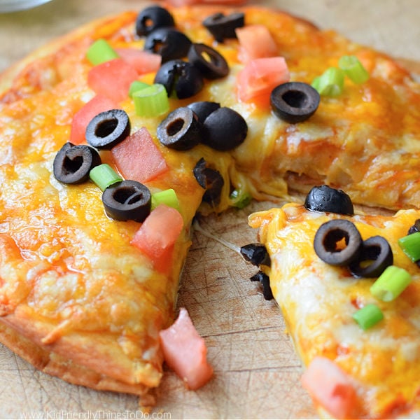 You are currently viewing Copy-Cat Taco Bell Mexican Pizza