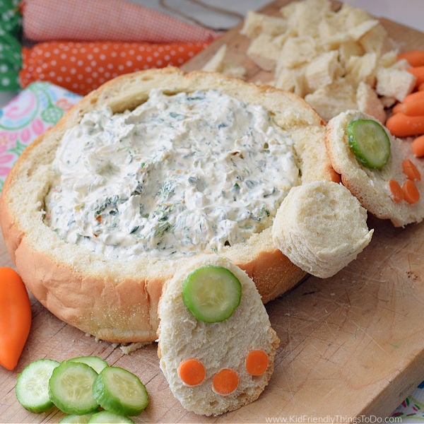 You are currently viewing Easter Bunny Spinach Dip