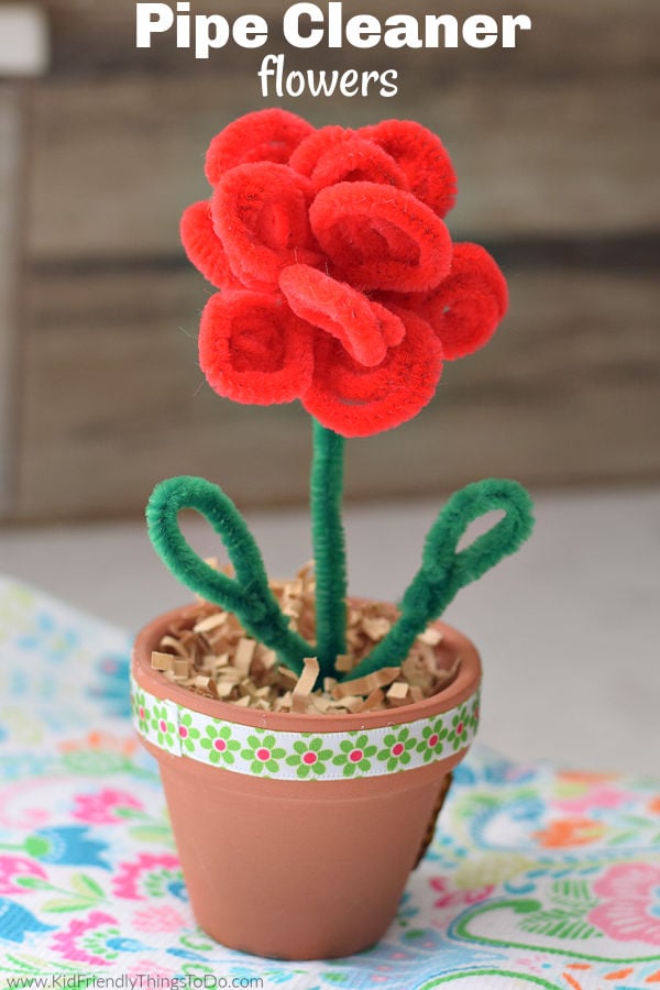 Simple Pipe Cleaner Flowers Kids Craft - Messy Momma Crafts