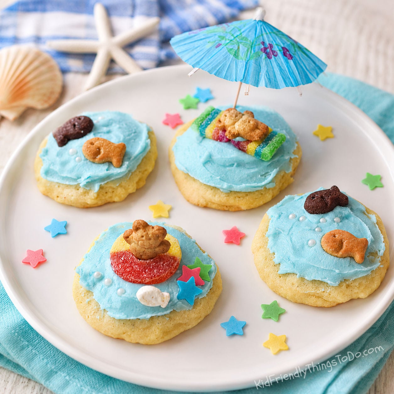 summer beach bear cookies