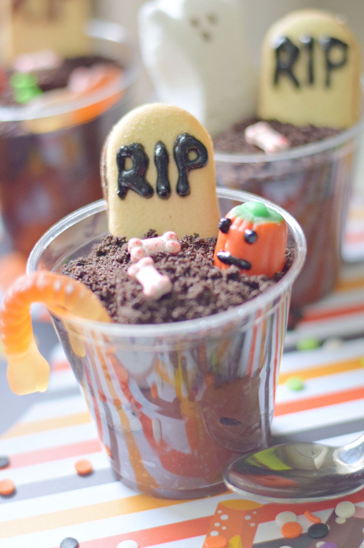 Halloween Dirt Cups 