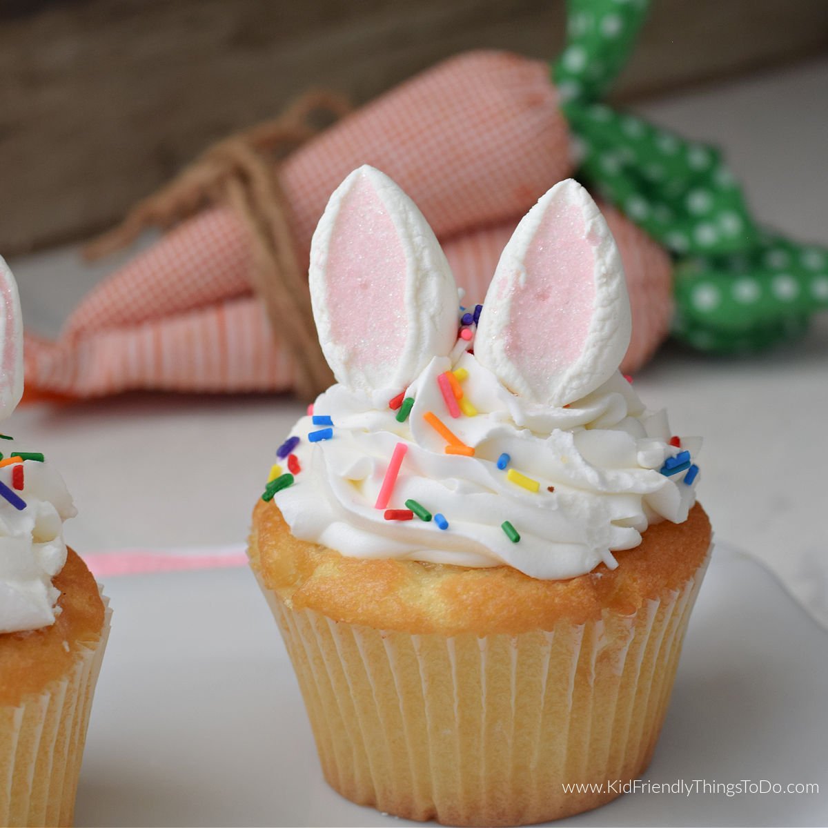 bunny ear cupcake